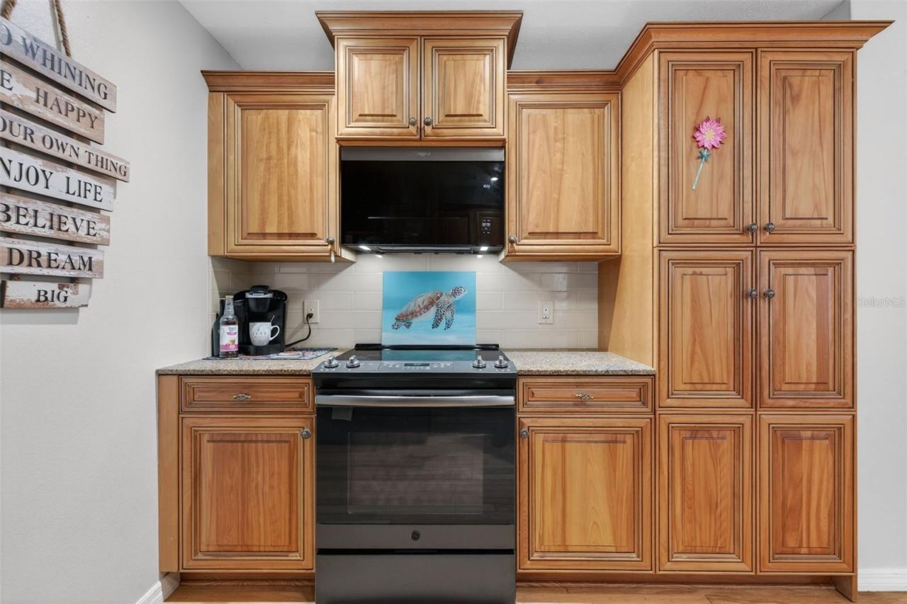 5676 Beneva Woods Circle, Sarasota, FL 34233 Photo