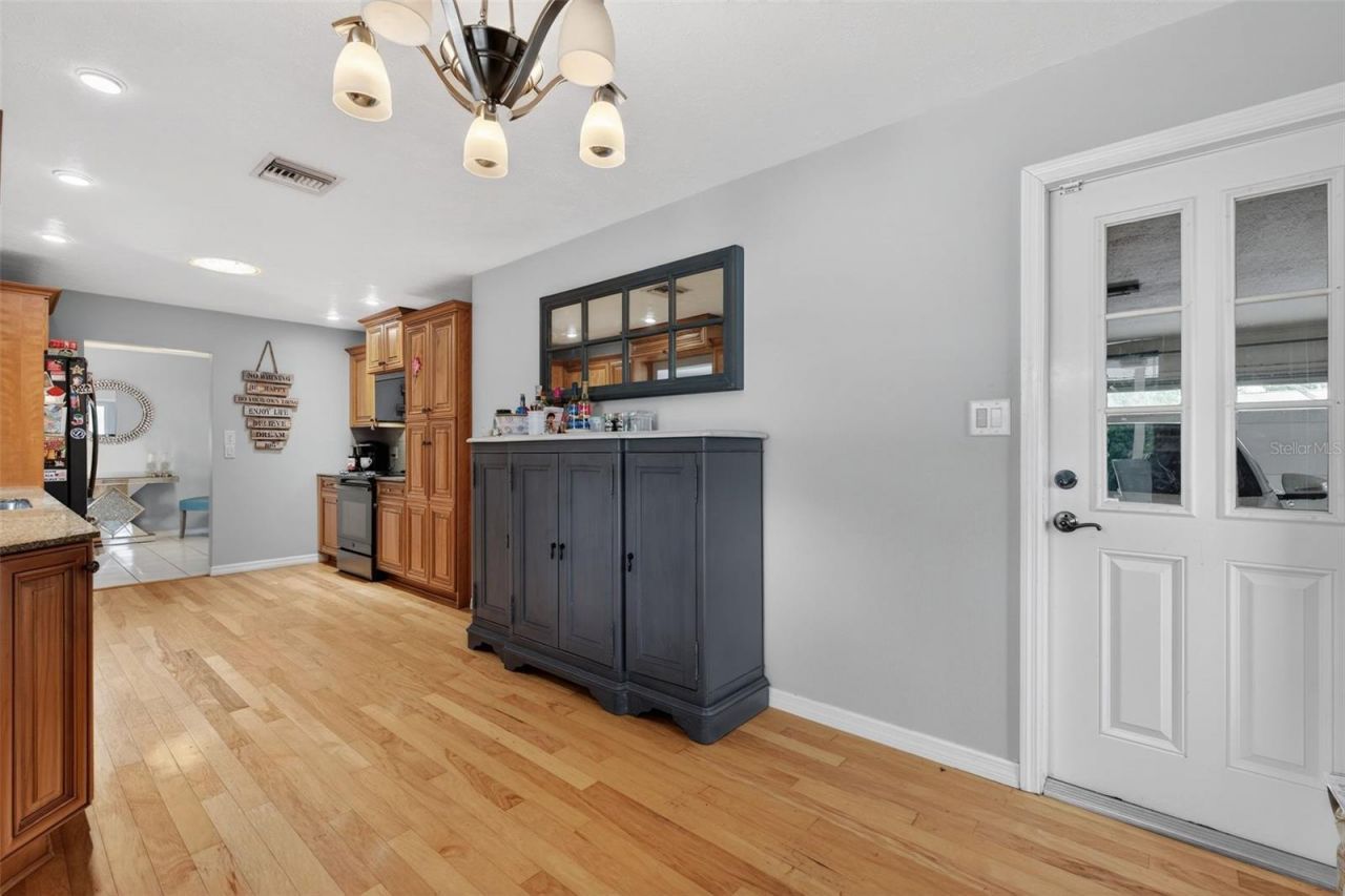 5676 Beneva Woods Circle, Sarasota, FL 34233 Photo