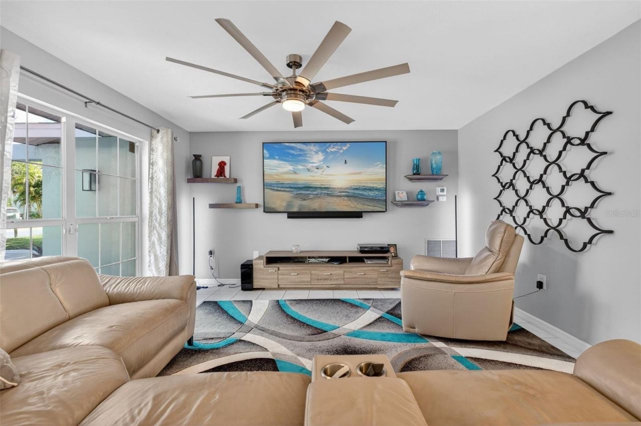 5676 Beneva Woods Circle, Sarasota, FL 34233 Photo