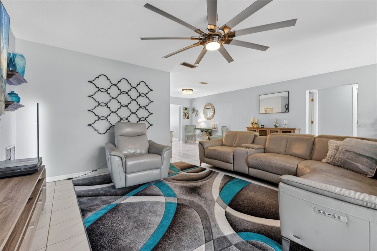 5676 Beneva Woods Circle, Sarasota, FL 34233 Photo