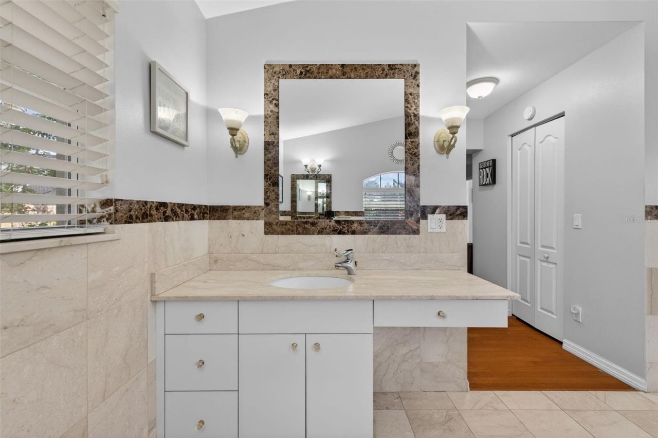 5676 Beneva Woods Circle, Sarasota, FL 34233 Photo