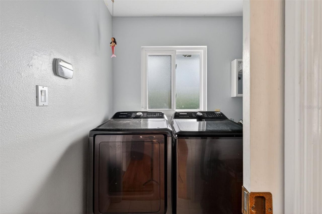 5676 Beneva Woods Circle, Sarasota, FL 34233 Photo