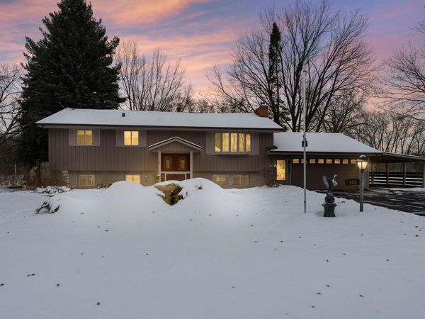 663 91st Avenue NE, Blaine, MN 55434