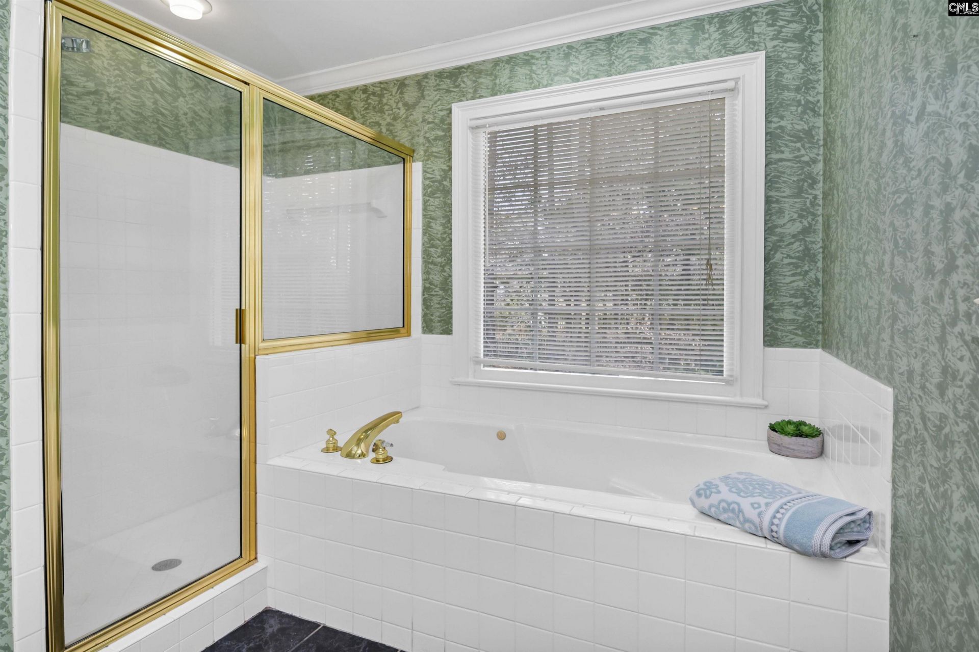 256 Sheringham Road Photo 28