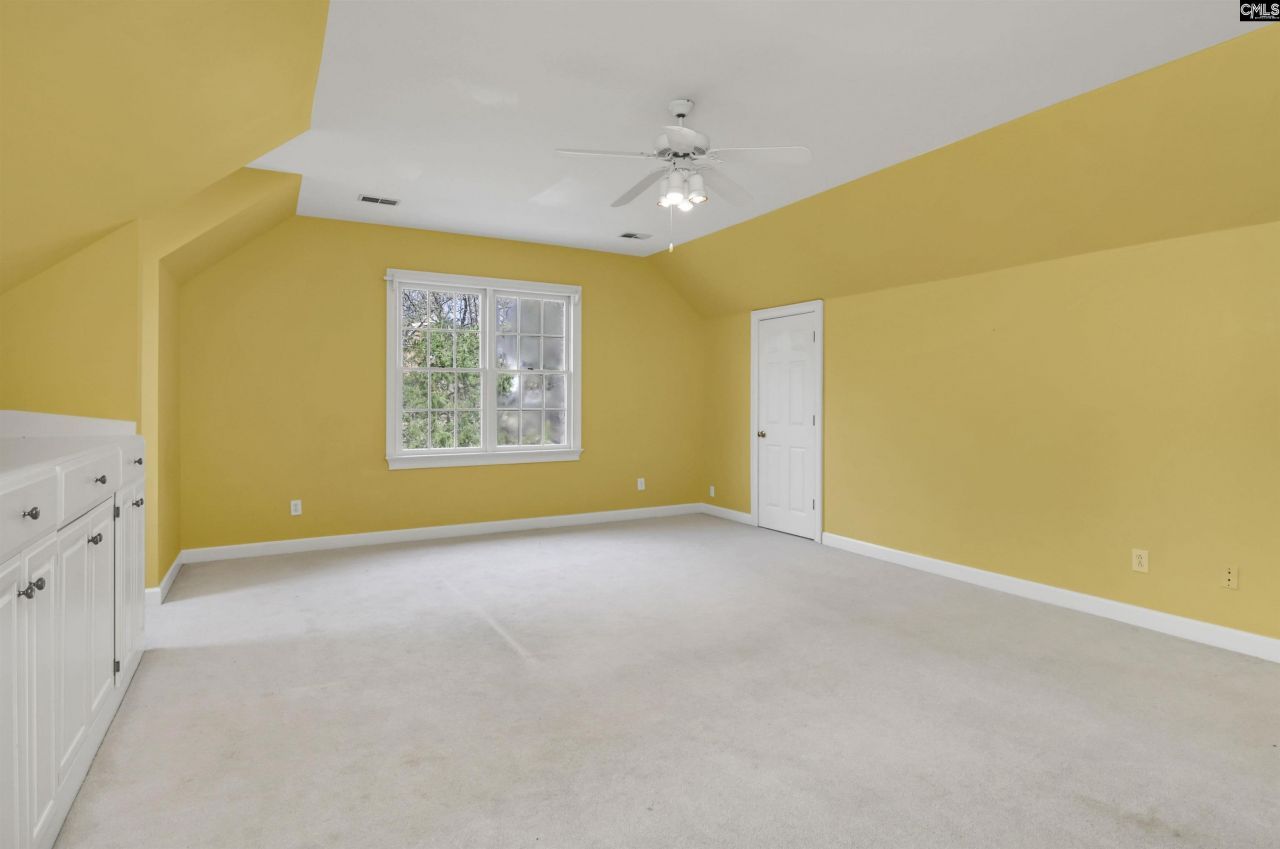 256 Sheringham Road Photo 36