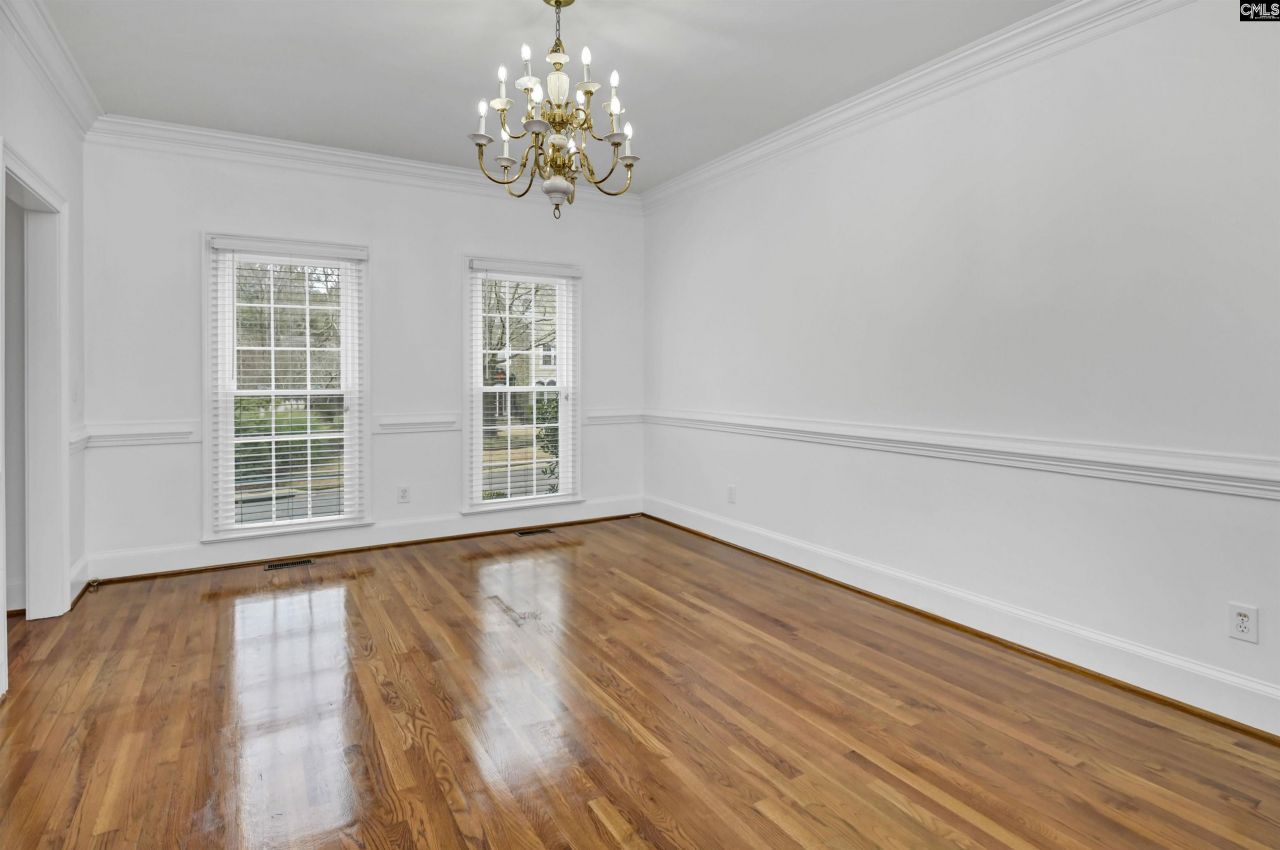 256 Sheringham Road Photo 7