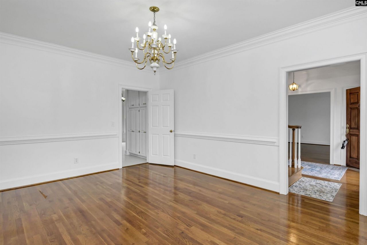 256 Sheringham Road Photo 8