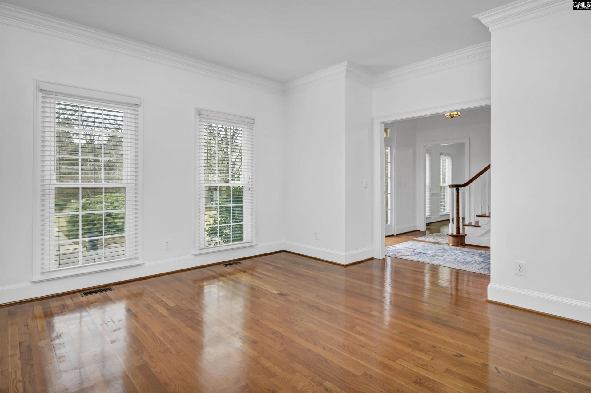 256 Sheringham Road Photo 8