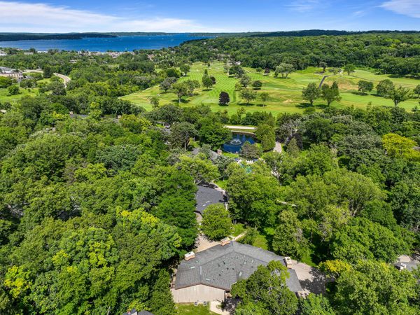 850 Hillside Dr, Unit GG1, Fontana, WI 53125
