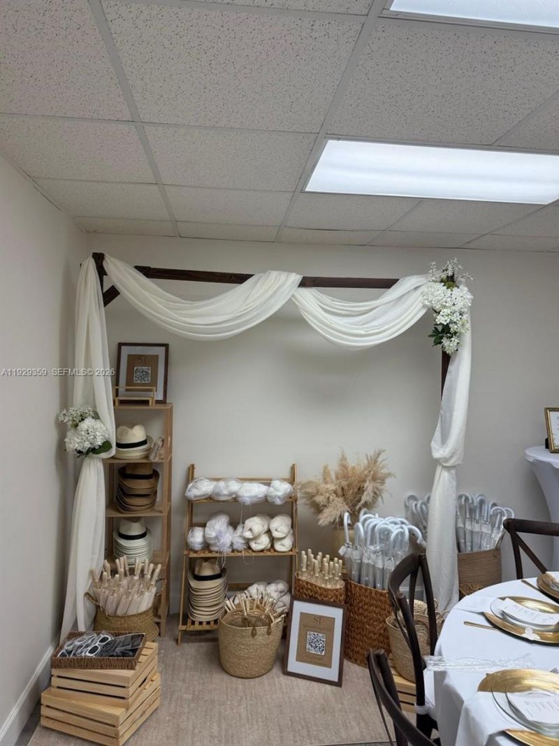 6901 NW 82nd Ave , Medley, FL 33166 Photo