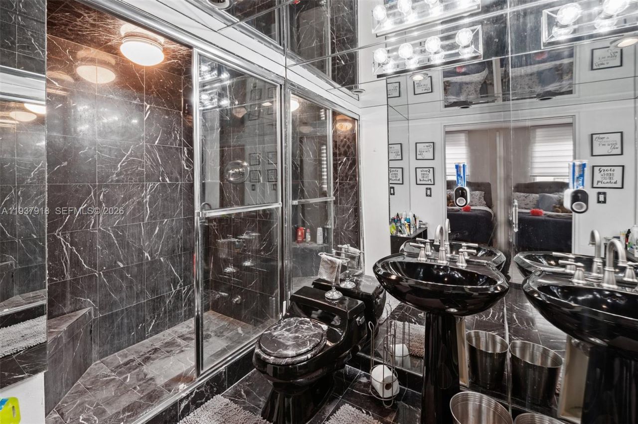 10185 Collins Ave , Unit 1211, Bal Harbour, FL 33154 Photo