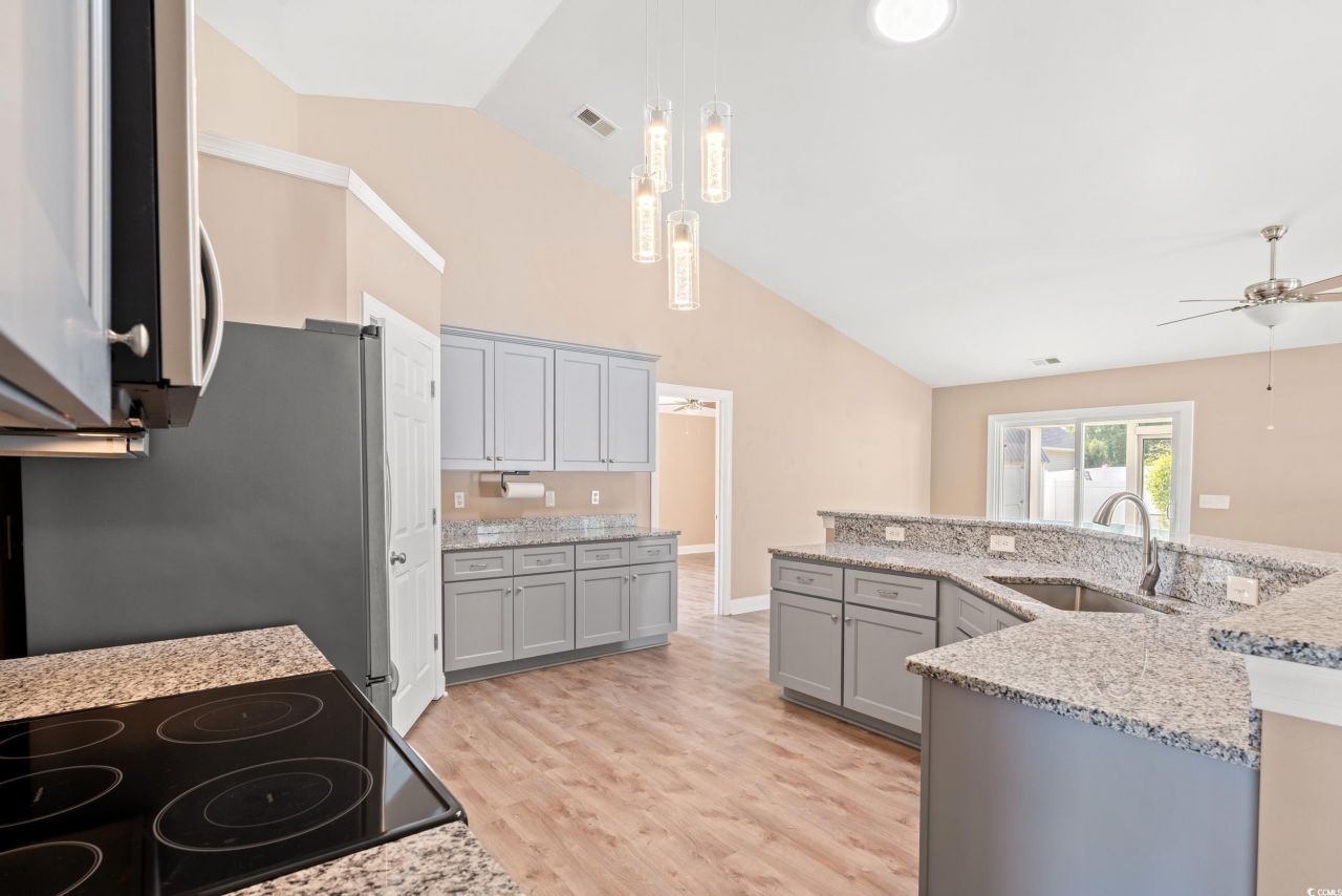 708 Alexis Dr. Photo 11