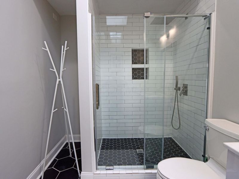 745 Highland Drive, Columbus, OH 43214 Photo 13