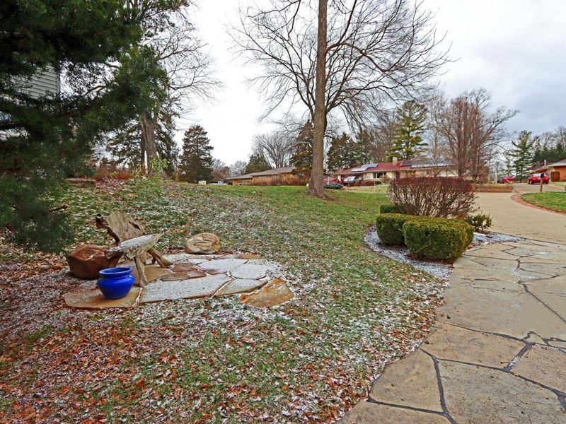 745 Highland Drive, Columbus, OH 43214 Photo 5