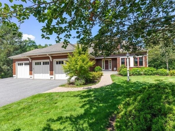 2 Black Rock Dr, Hingham, MA 02043