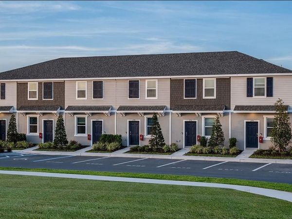 2790 ARMADALE DRIVE, Unit 2790, MOUNT DORA, FL 32757
