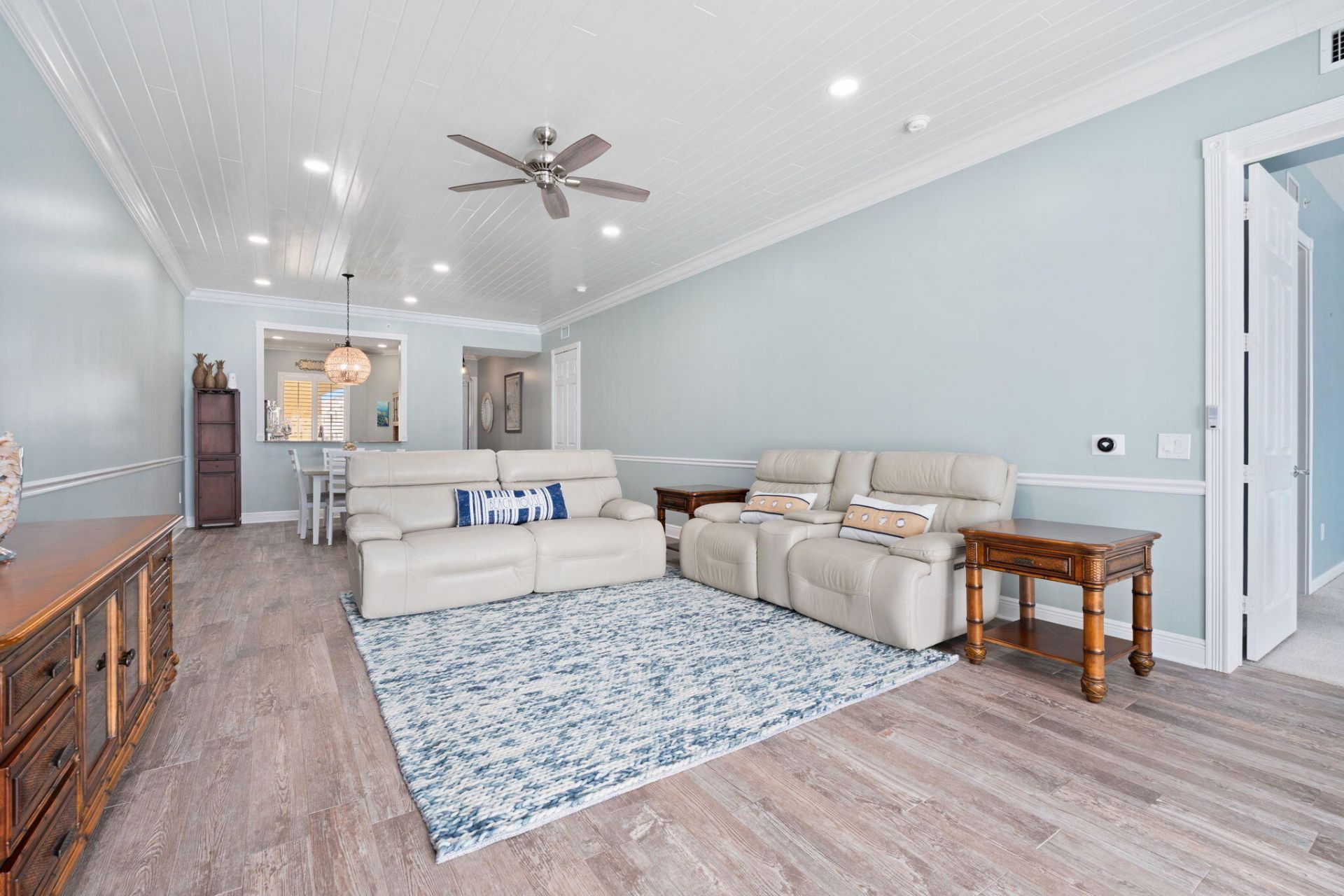 9 Harbour Isle Drive E, Unit 305, Hutchinson Island, FL 34949 Photo