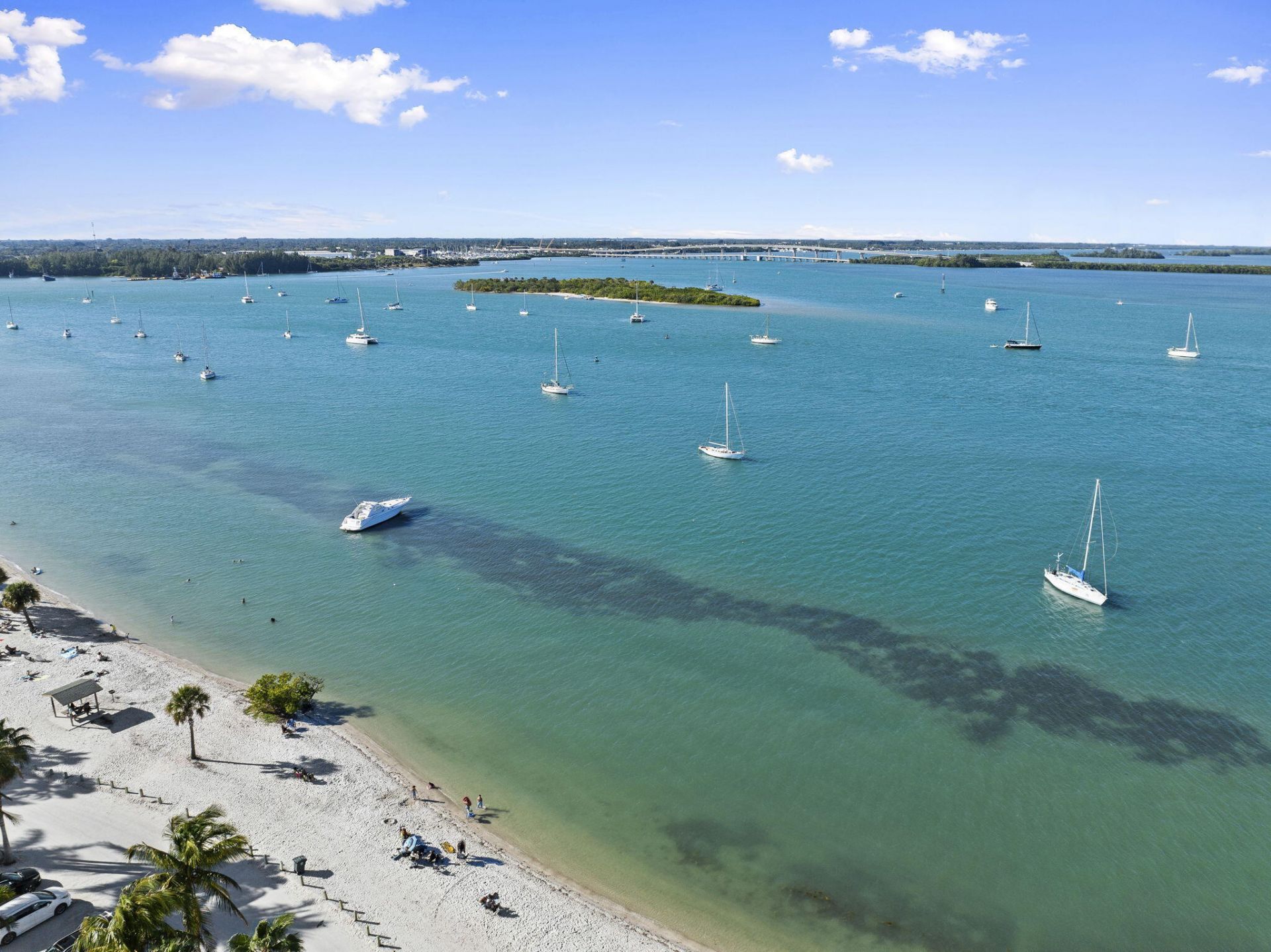 9 Harbour Isle Drive E, Unit 305, Hutchinson Island, FL 34949 Photo