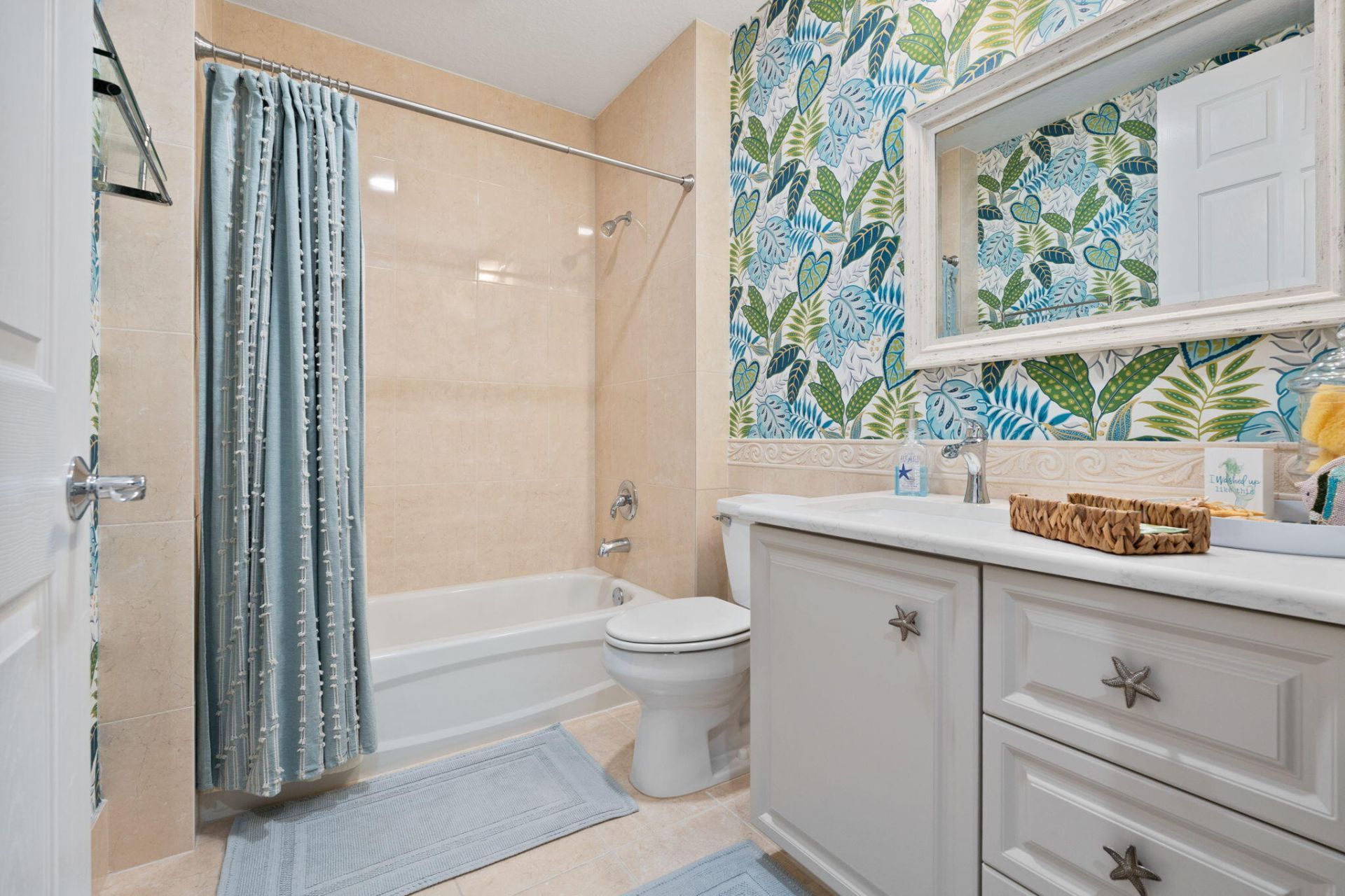 9 Harbour Isle Drive E, Unit 305, Hutchinson Island, FL 34949 Photo