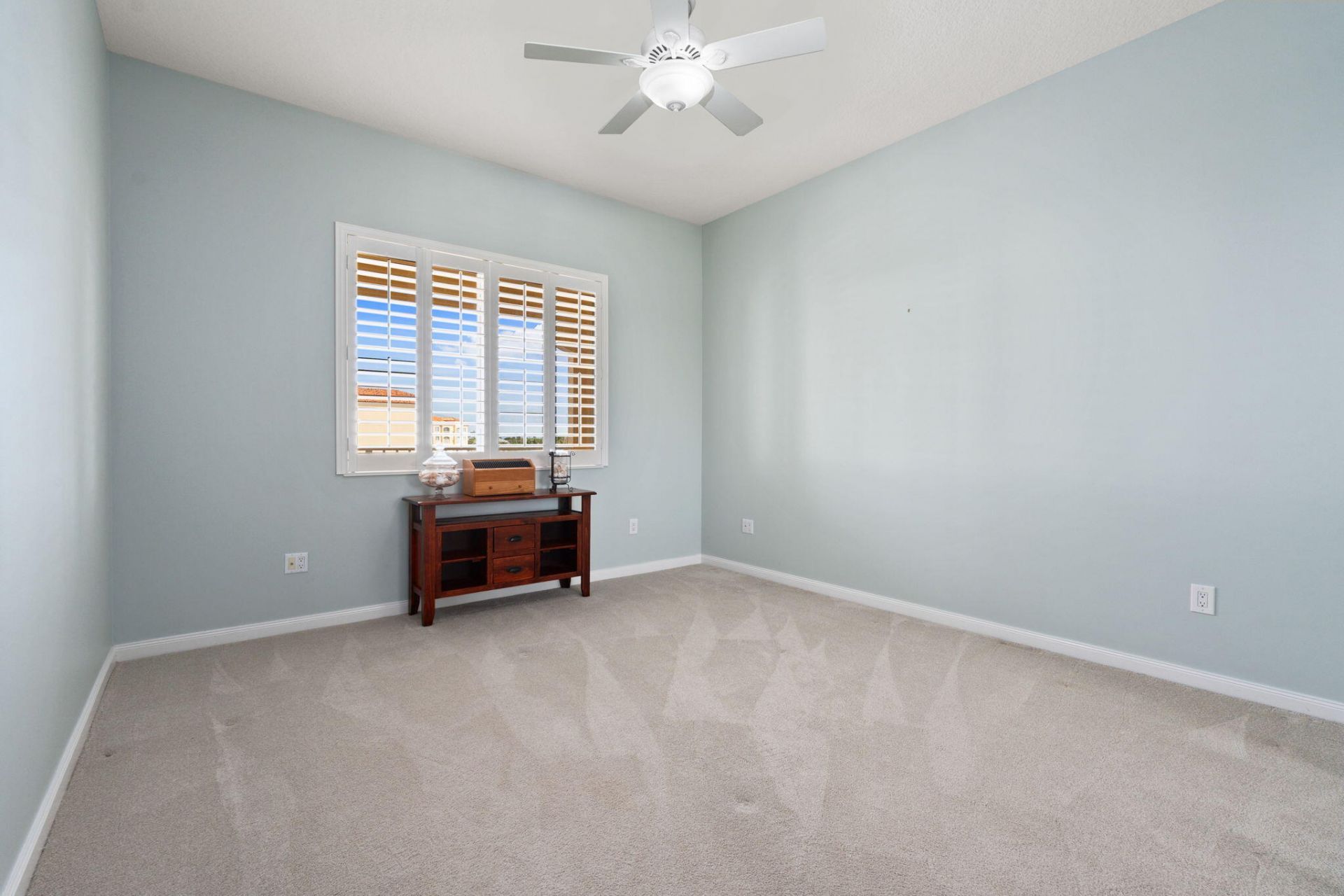 9 Harbour Isle Drive E, Unit 305, Hutchinson Island, FL 34949 Photo