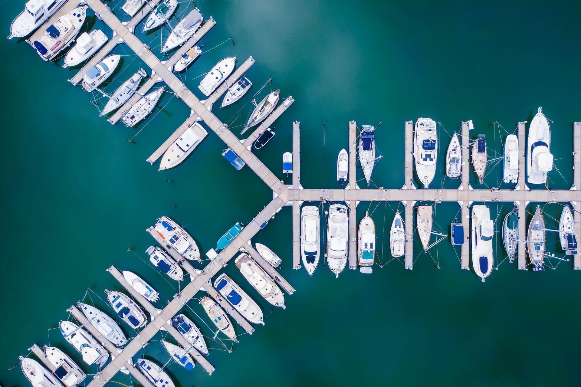 9 Harbour Isle Drive E, Unit 305, Hutchinson Island, FL 34949 Photo