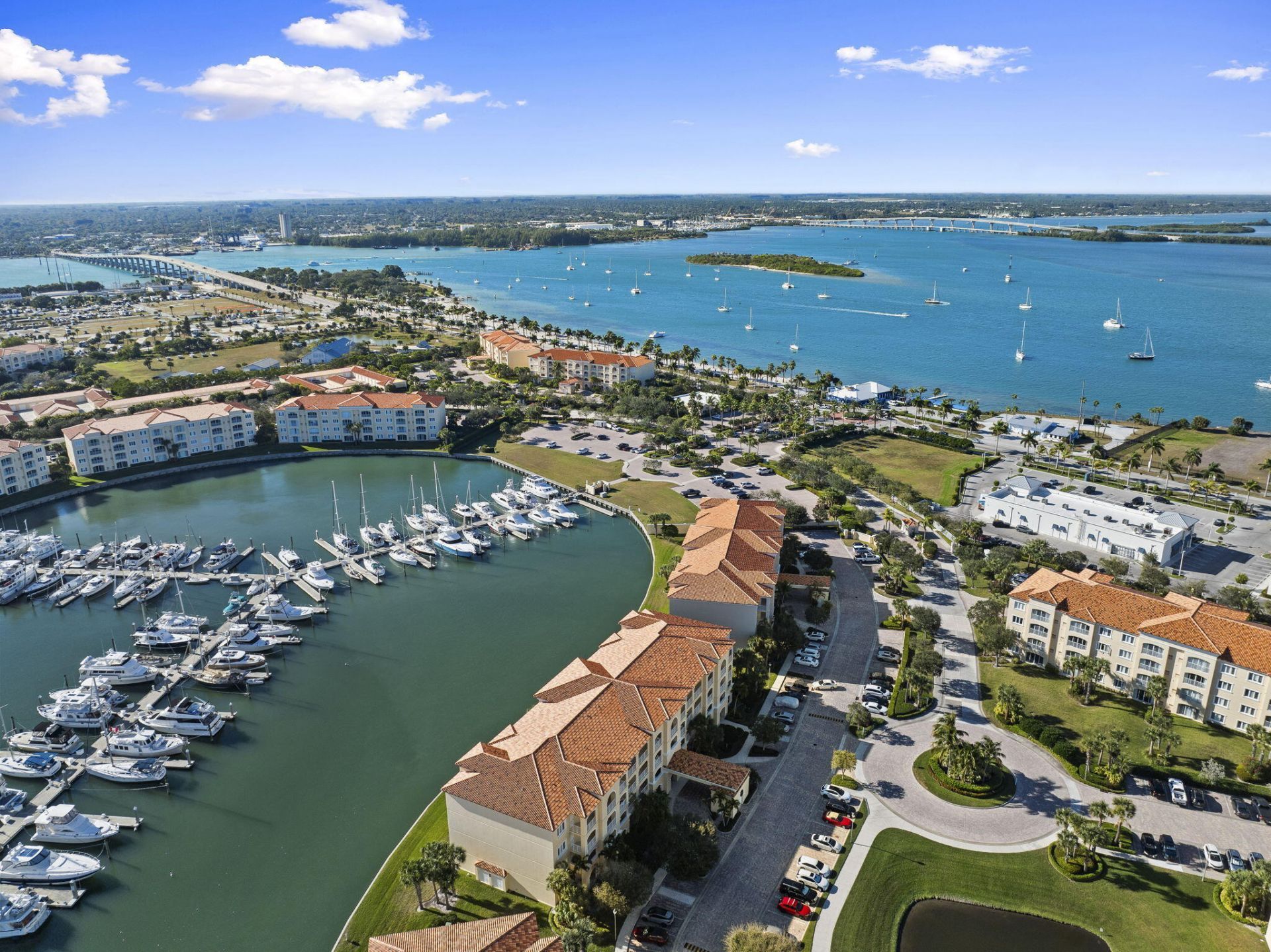 9 Harbour Isle Drive E, Unit 305, Hutchinson Island, FL 34949 Photo