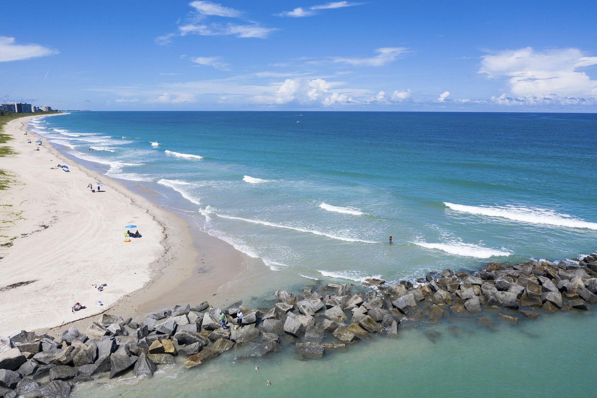 9 Harbour Isle Drive E, Unit 305, Hutchinson Island, FL 34949 Photo