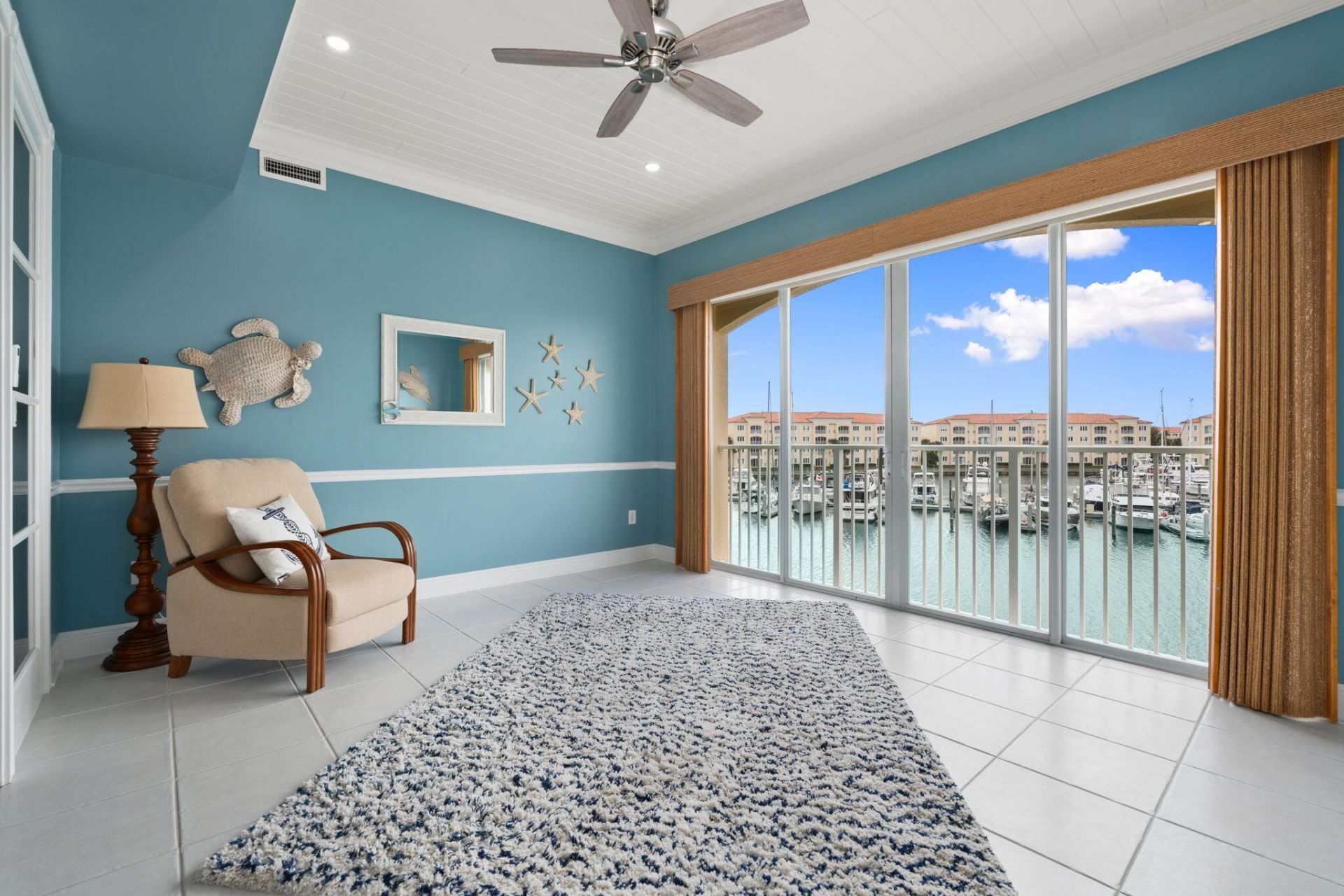 9 Harbour Isle Drive E, Unit 305, Hutchinson Island, FL 34949 Photo