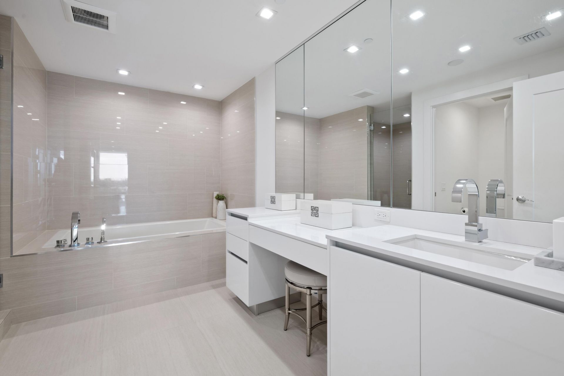 20155 Boca West Drive, Unit C504, Boca Raton, FL 33434 Photo