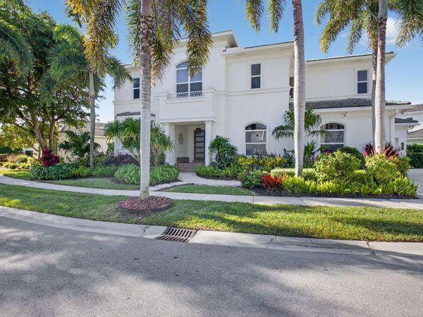 4170 NW Briarcliff Circle, Boca Raton, FL 33496