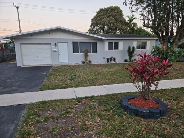 511 N 65th Avenue, Hollywood, FL 33024