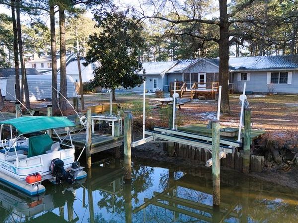 5046 MANOKIN ROAD, CRISFIELD, MD 21817