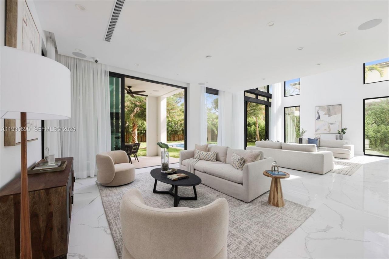 Please Call For Address, South Miami, FL 33143 Photo