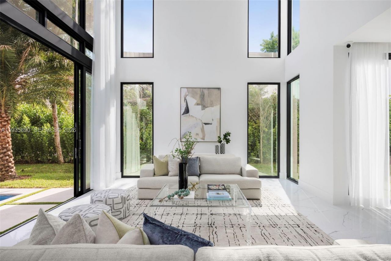 Please Call For Address, South Miami, FL 33143 Photo