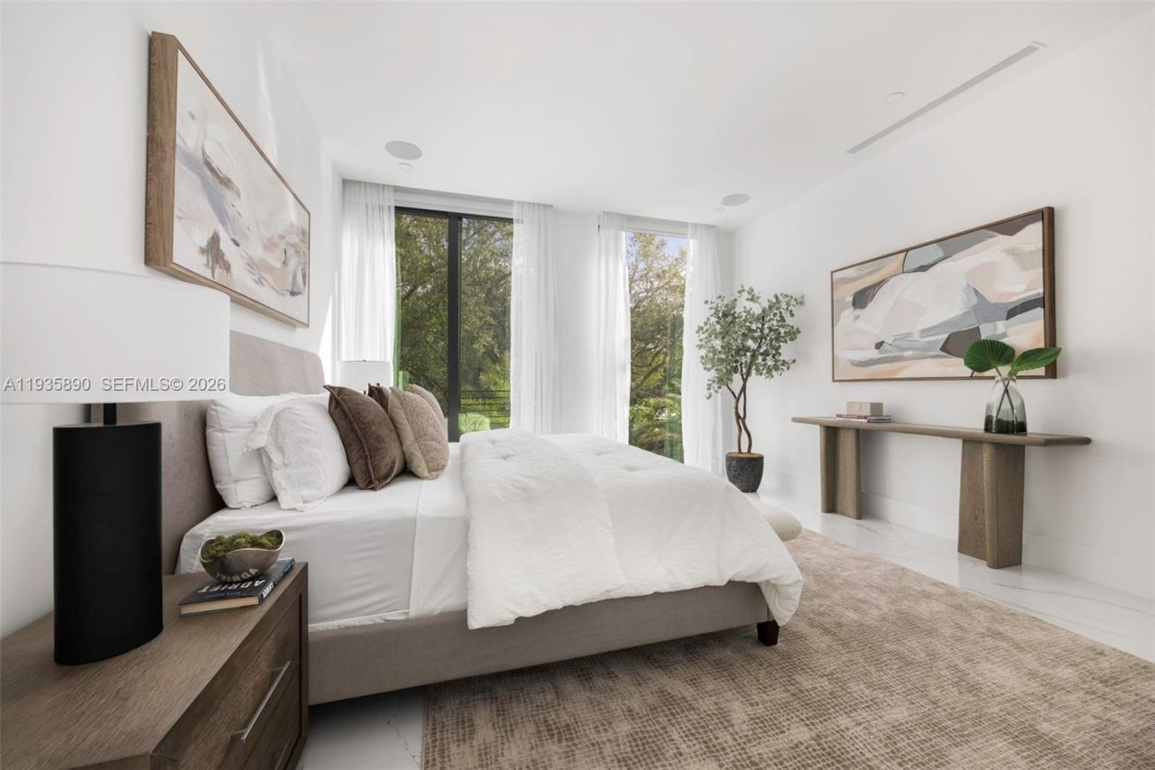 Please Call For Address, South Miami, FL 33143 Photo