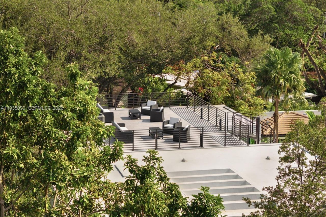 Please Call For Address, South Miami, FL 33143 Photo