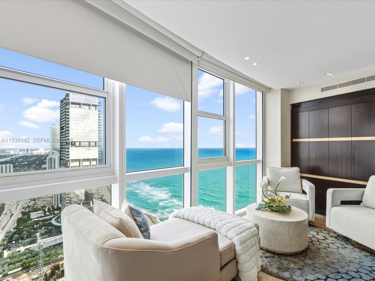 18201 Collins Ave, Unit 5101, Sunny Isles Beach, FL 33160 Photo