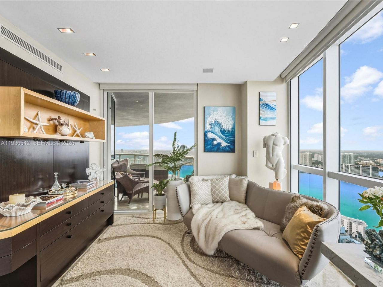 18201 Collins Ave, Unit 5101, Sunny Isles Beach, FL 33160 Photo