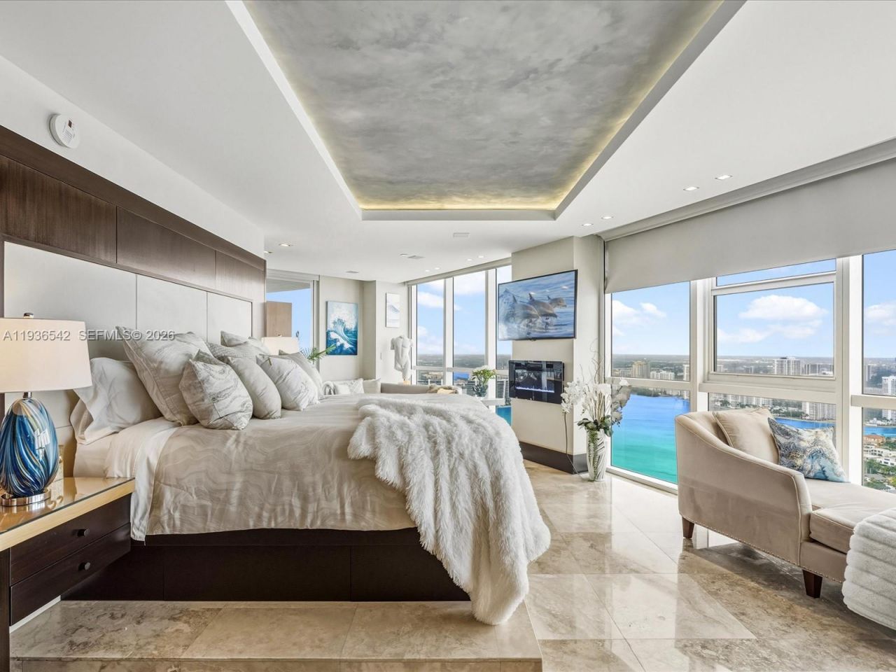 18201 Collins Ave, Unit 5101, Sunny Isles Beach, FL 33160 Photo