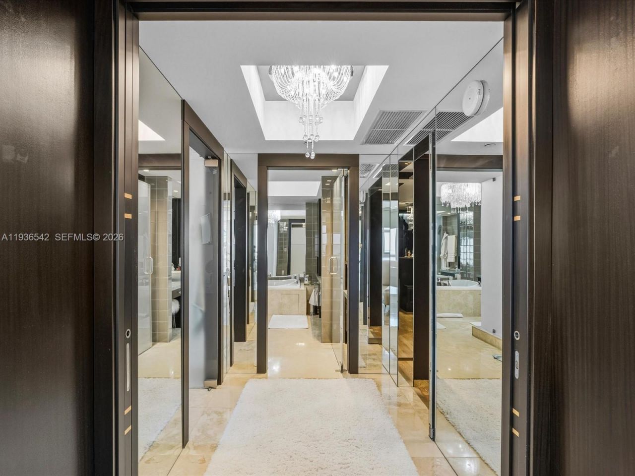 18201 Collins Ave, Unit 5101, Sunny Isles Beach, FL 33160 Photo