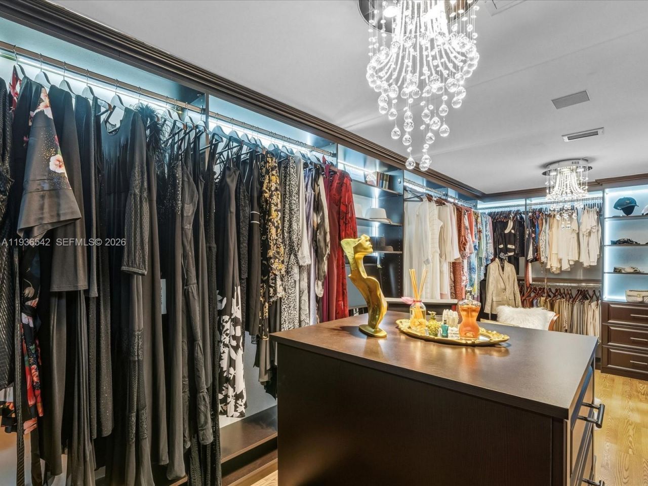 18201 Collins Ave, Unit 5101, Sunny Isles Beach, FL 33160 Photo