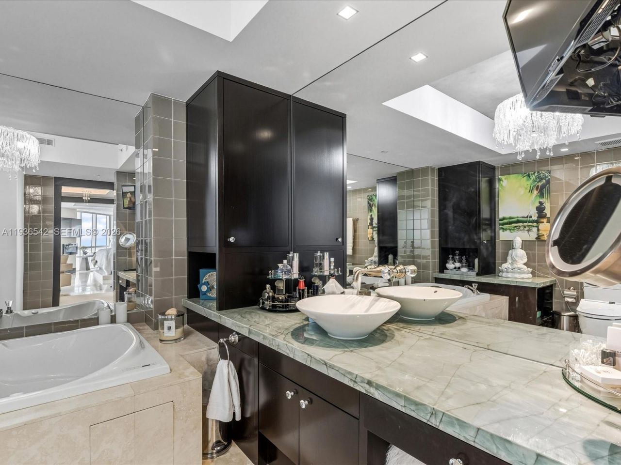 18201 Collins Ave, Unit 5101, Sunny Isles Beach, FL 33160 Photo