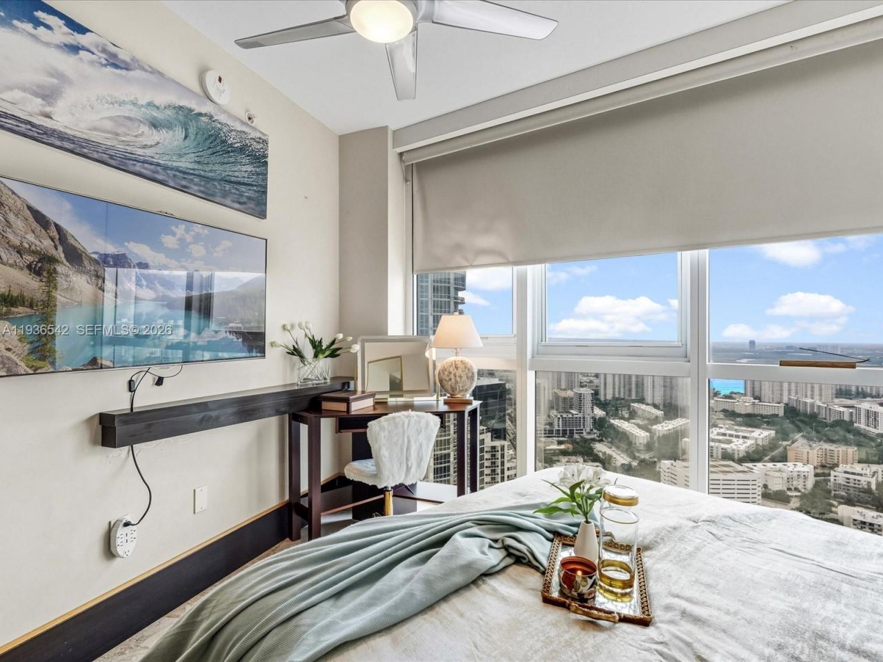 18201 Collins Ave, Unit 5101, Sunny Isles Beach, FL 33160 Photo