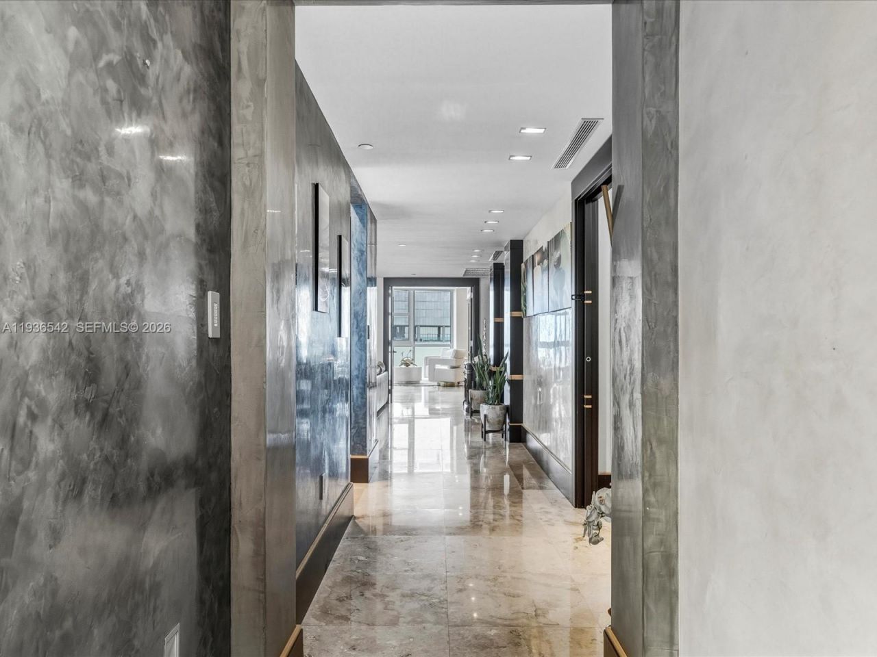 18201 Collins Ave, Unit 5101, Sunny Isles Beach, FL 33160 Photo