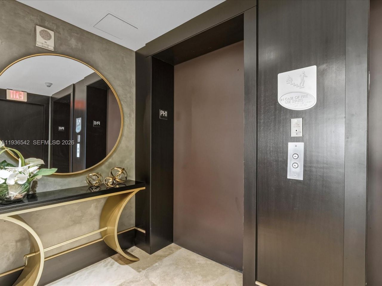 18201 Collins Ave, Unit 5101, Sunny Isles Beach, FL 33160 Photo