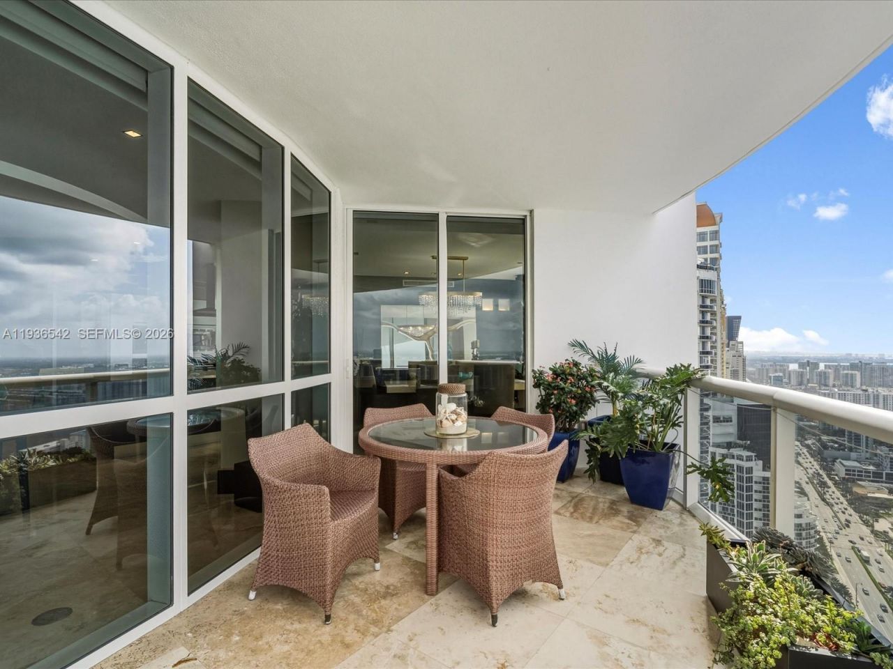 18201 Collins Ave, Unit 5101, Sunny Isles Beach, FL 33160 Photo