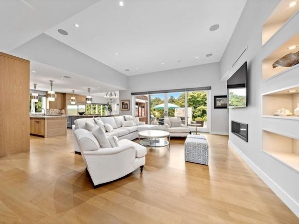 2 Black Rock Dr, Unit 21, Hingham, MA 02043