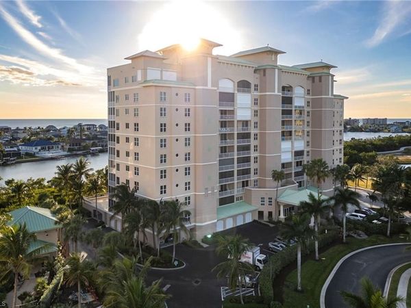 4192 Bay Beach LN, Unit 881, FORT MYERS BEACH, FL 33931