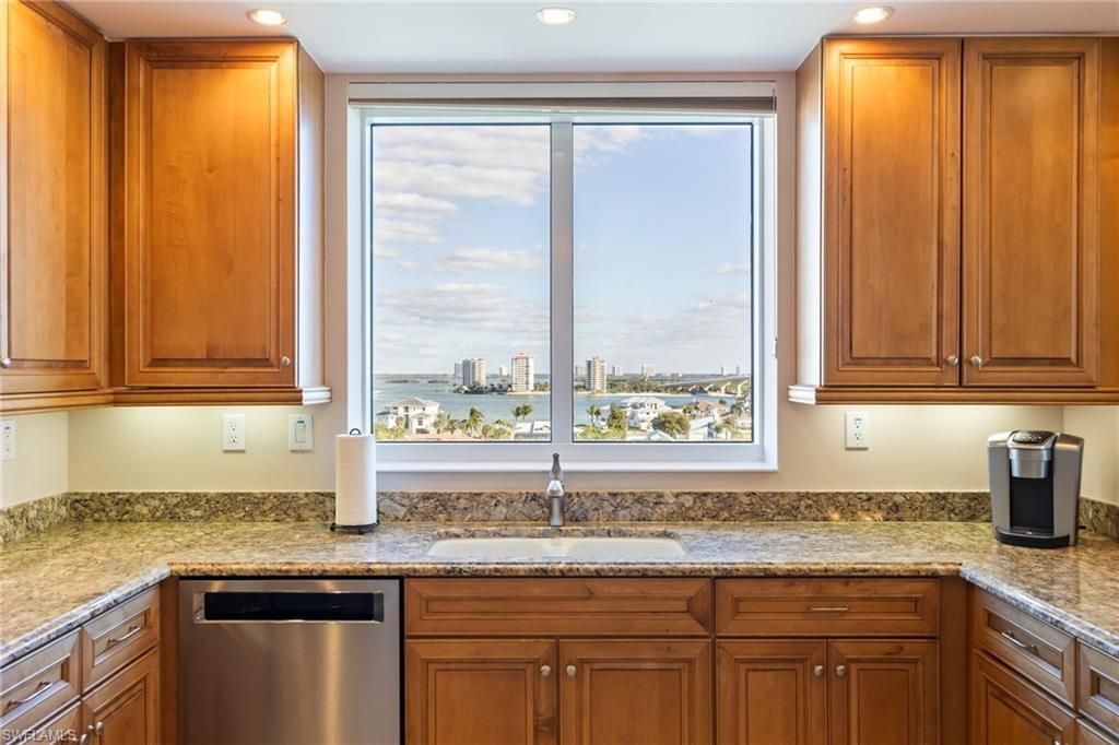 4192 Bay Beach Ln, Unit 881, Fort Myers Beach, FL 33931 Photo