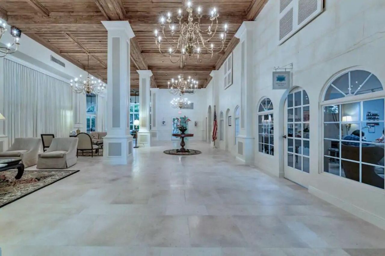 235 Sunrise Avenue, Unit 1005, Palm Beach, FL 33480 Photo